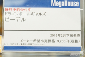 水無月ららやそに子やビーデルなど秋葉原の新作フィギュア展示の様子12
