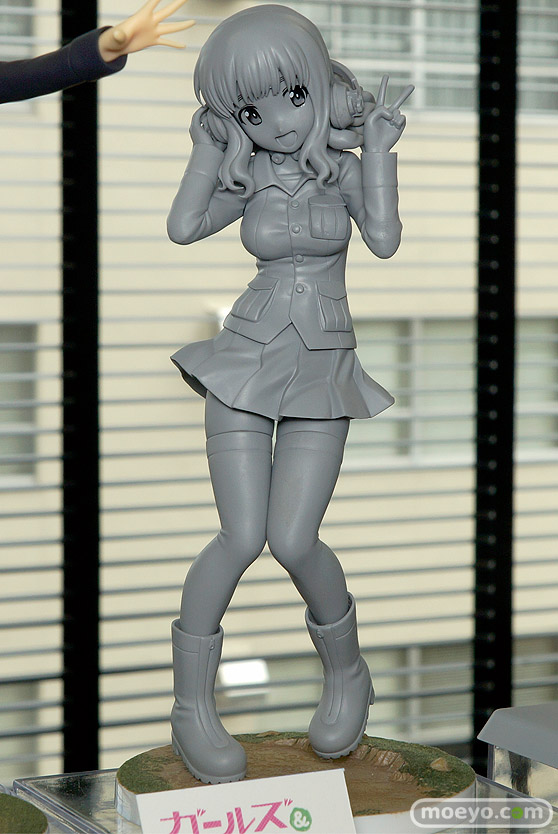 ウェーブのガールズアンドパンツァー 武部沙織【パンツァージャケットVer.】の新作フィギュア原型画像02