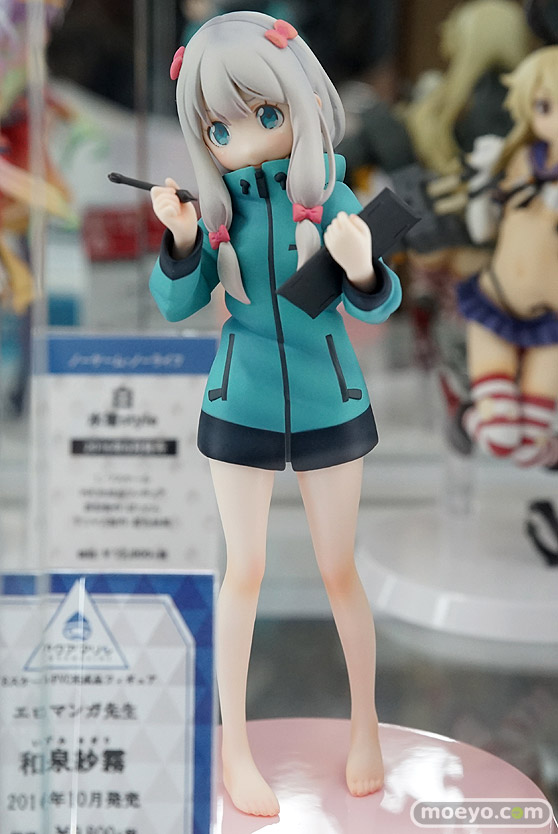 マリア・ベルナールや間宮麻理絵や九龍葉月など秋葉原の新作フィギュア展示の様子画像10