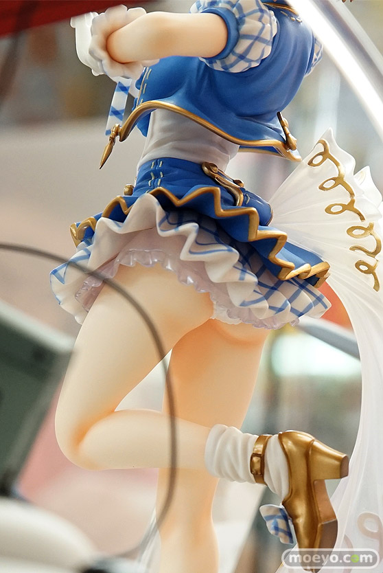 マリア・ベルナールや間宮麻理絵や九龍葉月など秋葉原の新作フィギュア展示の様子画像27