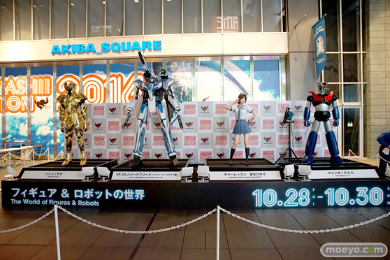 魂ネイション2016のサマーレッスン 宮本ひかりの等身大フィギュア画像01