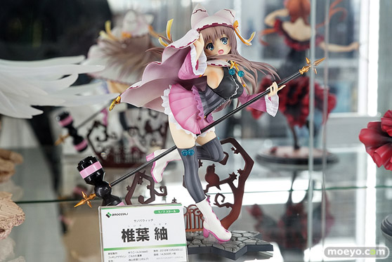 秋葉原の新作フィギュア展示の様子画像03