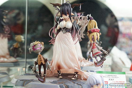 秋葉原の新作フィギュア展示の様子画像30