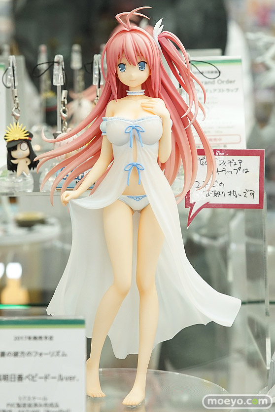 秋葉原の新作フィギュア展示の様子画像35