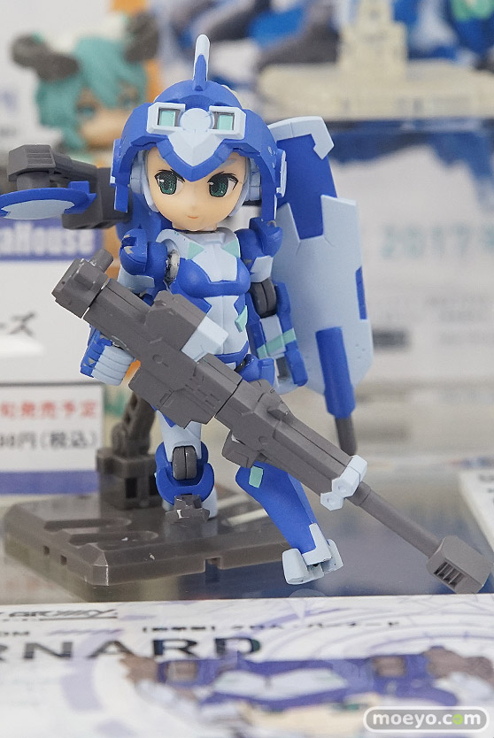 秋葉原の新作フィギュアサンプル展示の様子16