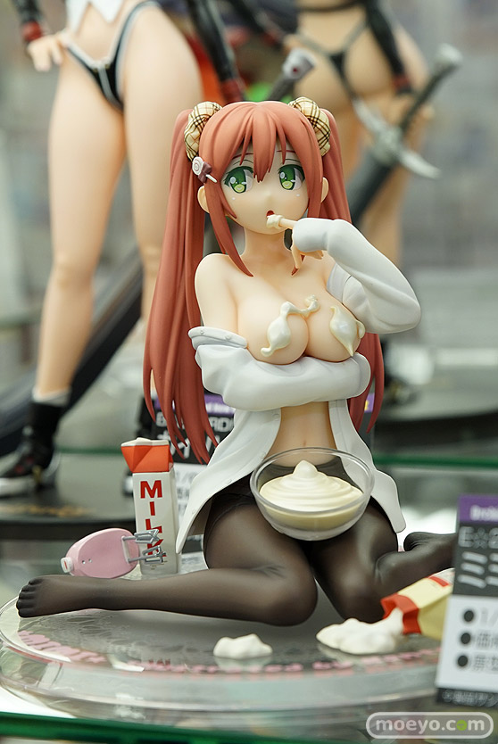 秋葉原の新作フィギュアサンプル展示の様子44