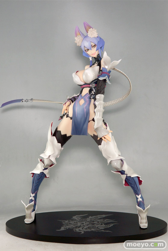 ヴェルテクスのセブンスドラゴンIII code:VFD ルーンナイト（ウーリェ）の新作フィギュア製品版キャストオフパンツ画像01