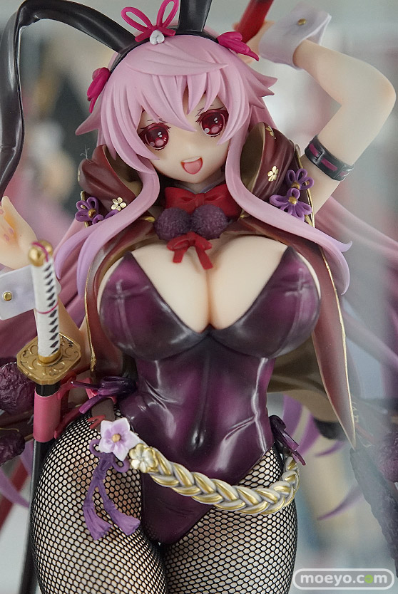 秋葉原の新作フィギュア展示の様子画像09