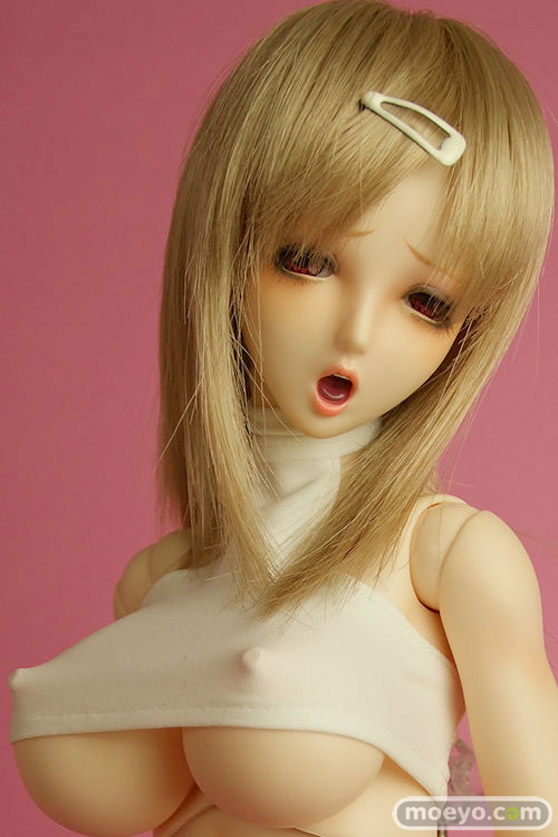 Pink Drops #26 毬香(マリカ)のアダルトドールサンプル画像02