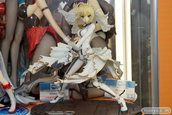 秋葉原の新作フィギュア展示の様子画像07