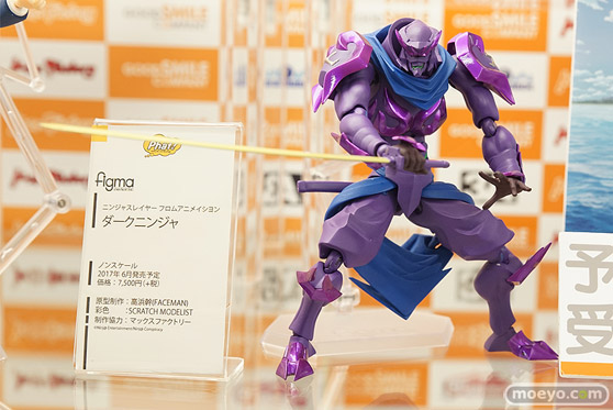 秋葉原の新作フィギュア展示の様子画像19