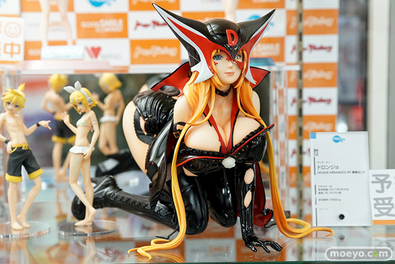 秋葉原での新作フィギュア展示の様子画像18