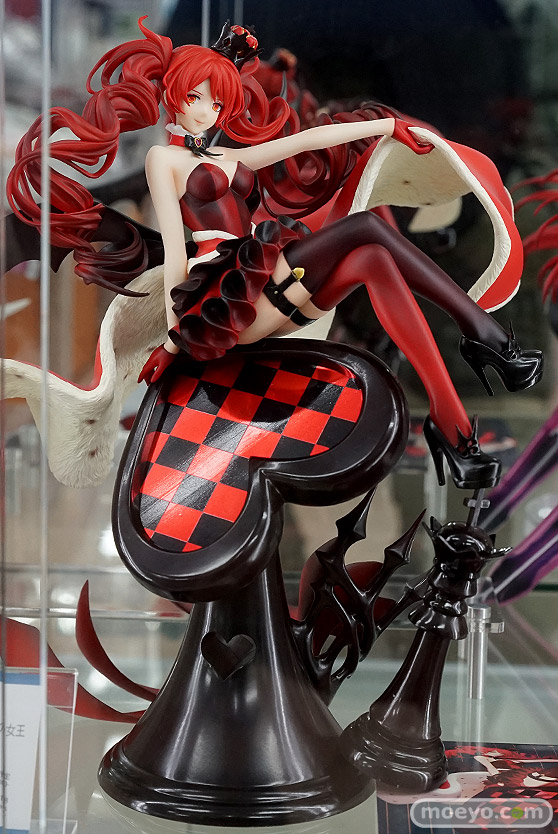 秋葉原の新作フィギュア展示の様子09