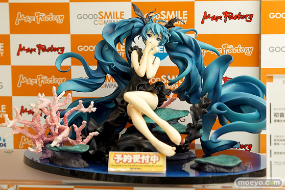 秋葉原の新作フィギュア展示の様子28