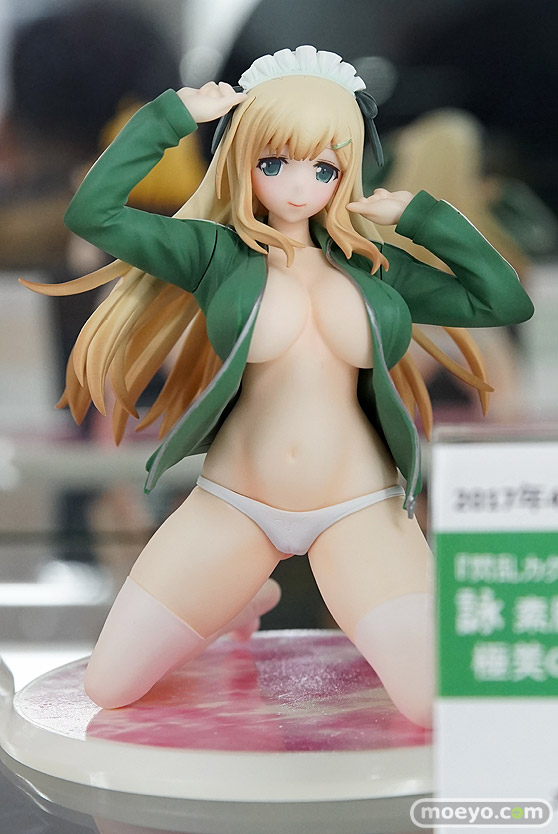 秋葉原の新作フィギュア展示の様子05