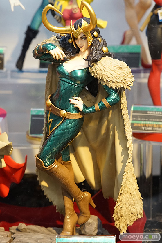 秋葉原の新作フィギュア展示の様子12