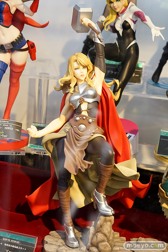 秋葉原の新作フィギュア展示の様子14