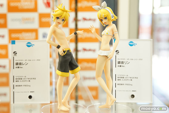 秋葉原の新作フィギュア展示の様子36