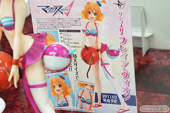 秋葉原の新作フィギュア展示の様子40