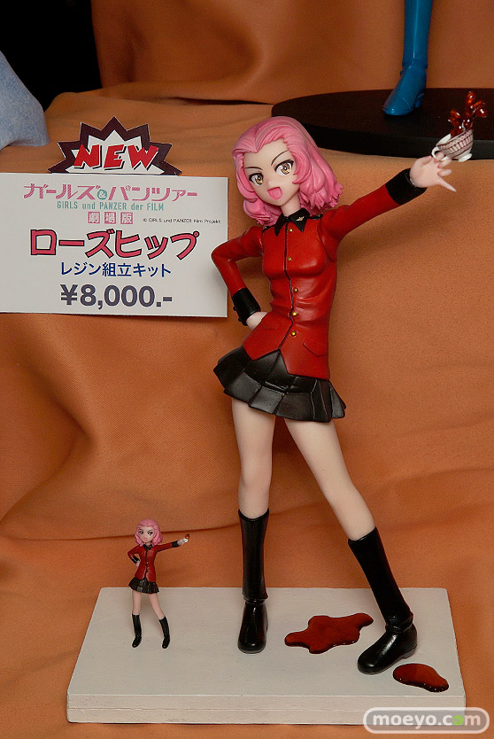 「トレジャーフェスタin有明16」のグランドトイズのディーラーブース美少女フィギュア画像01
