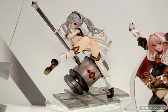 ホビージャパンのビキニ・ウォリアーズ　クレリックの新作フィギュア彩色サンプル画像03