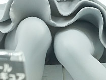 プラム新作フィギュア「アイドルマスター シンデレラガールズ 橘ありす[はじめての表情]」監修中原型が展示！