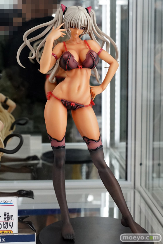 秋葉原の新作フィギュア展示の様子画像09