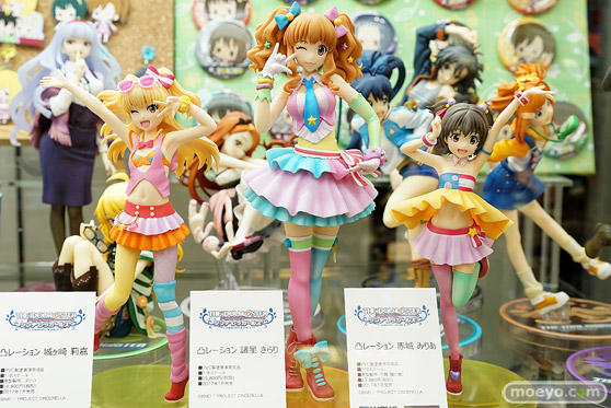 秋葉原の新作フィギュア展示の様子画像23