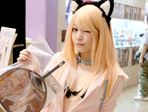 【WF2016夏】豪華絢爛！各ブースを華やかに彩った「コンパニオン」特集 01