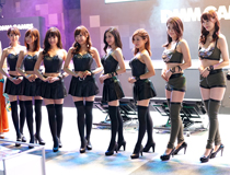 【TGS2016】豪華絢爛！各ブースを華やかに彩った「コンパニオン」特集 01