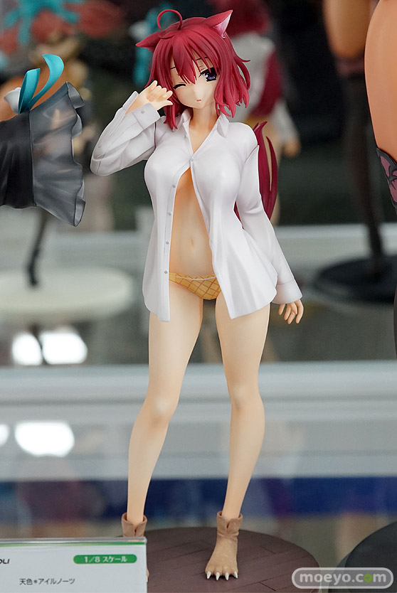 秋葉原の新作フィギュア展示の様子11