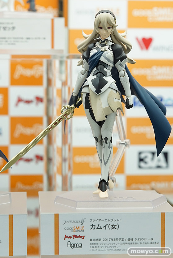 秋葉原の新作フィギュア展示の様子27