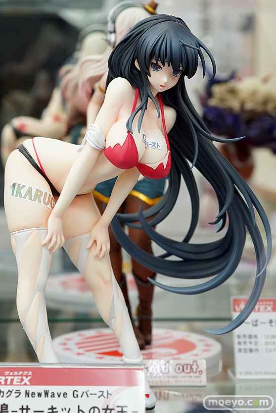 秋葉原の新作フィギュア展示の様子31