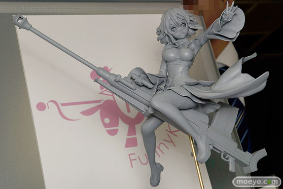 アオシマの終末のイゼッタの新作フィギュア原型画像06