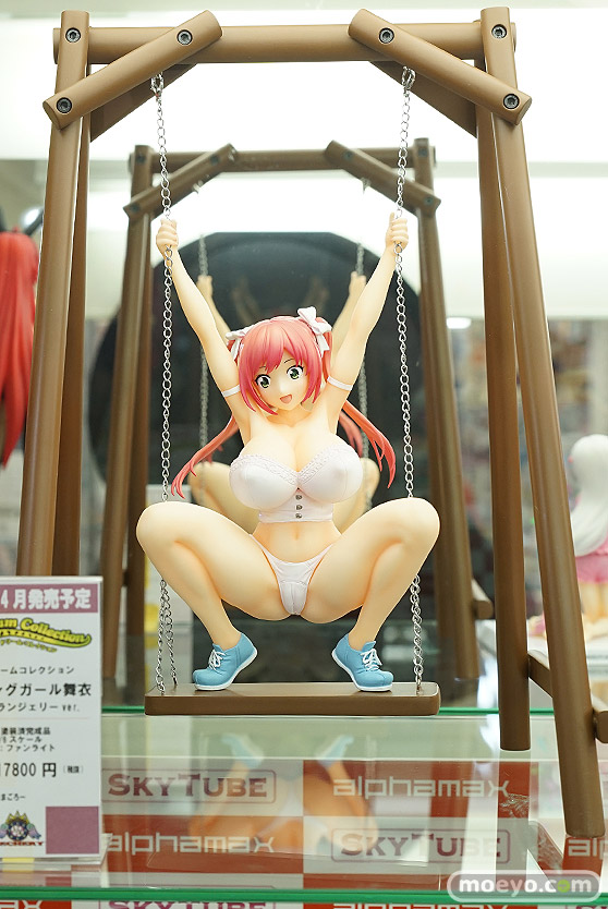 秋葉原の新作フィギュア展示の様子画像31