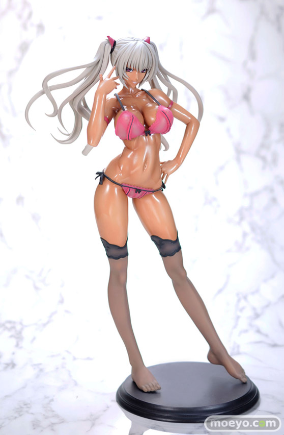 Q-sixの監獄戦艦3　キラ・クシャナ Q-six公式通販限定プレミアムカラーの彩色サンプル画像01