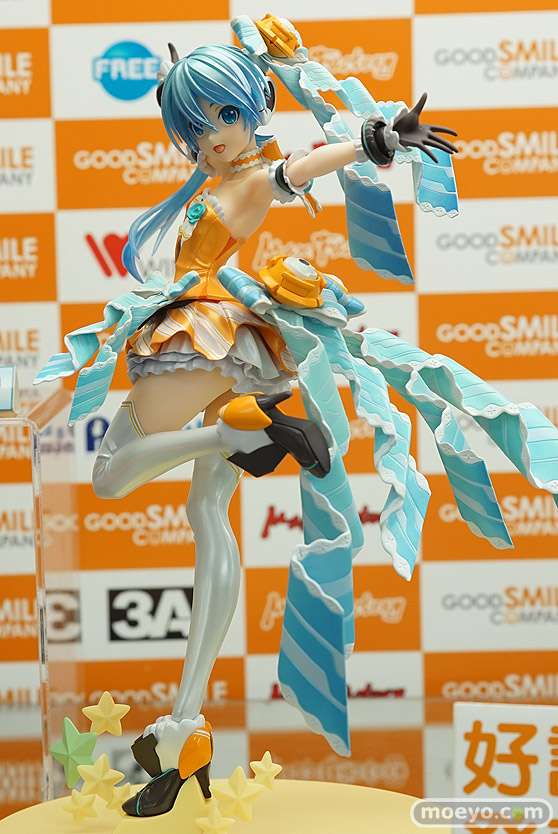 秋葉原の新作フィギュア展示の様子16