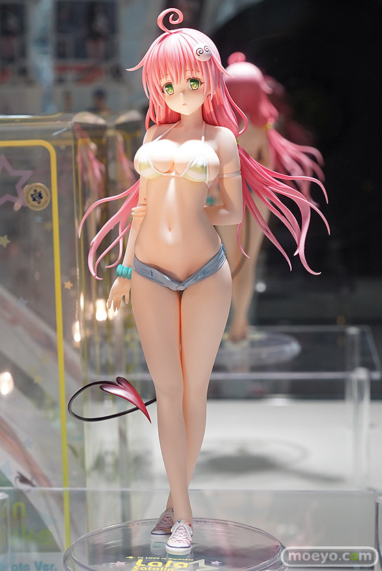 秋葉原の新作フィギュア展示の様子10