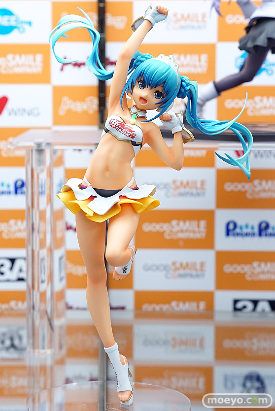 秋葉原の新作フィギュア展示の様子20