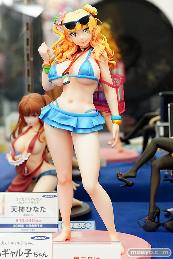 秋葉原の新作フィギュア展示の様子30