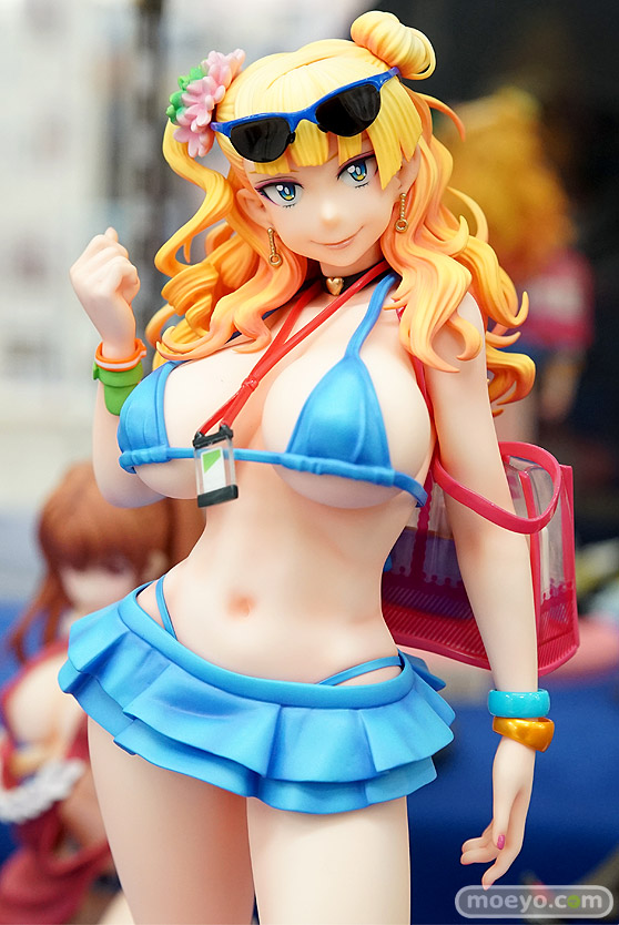 秋葉原の新作フィギュア展示の様子31