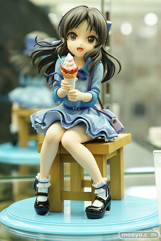 秋葉原の新作フィギュア展示の様子23