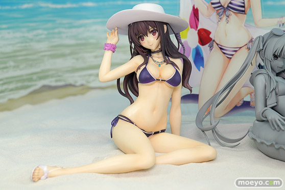 アニメジャパン2017のグッドスマイルカンパニーの新作スケールフィギュア展示の様子01