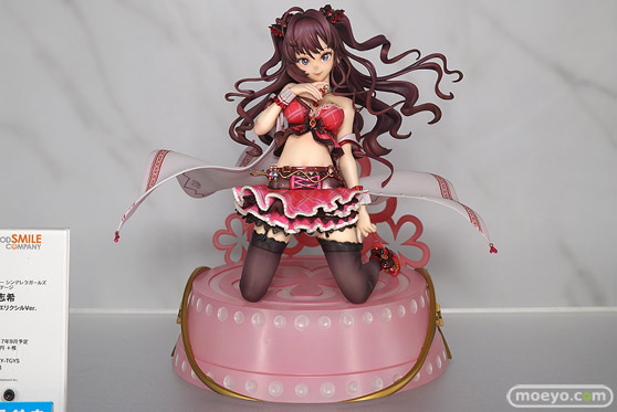 アニメジャパン2017のグッドスマイルカンパニーの新作スケールフィギュア展示の様子21