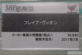 アニメジャパン2017のトムス・エンタテインメント　フロンティアワークス　株式会社サテライト　講談社キャラクターグッズマーケット　きゃらぐま　東映アニメーション　ブース新作フィギュア展示の様子10