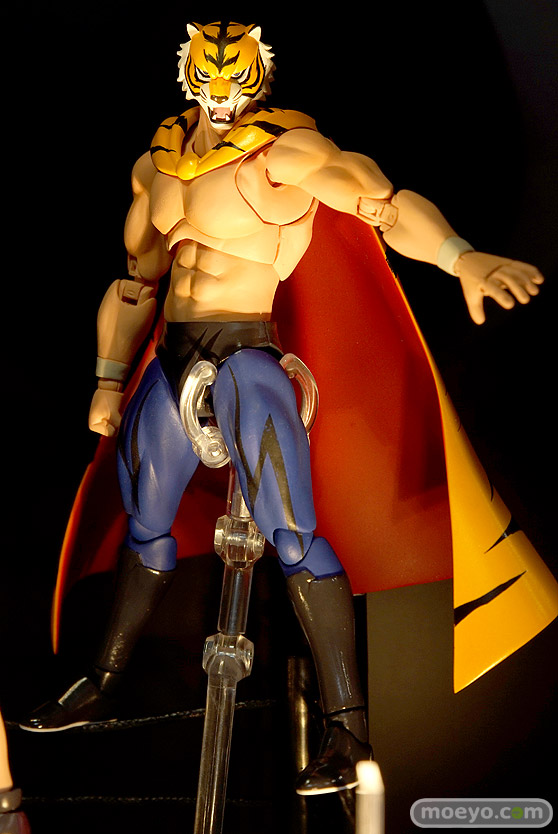 アニメジャパン2017のトムス・エンタテインメント　フロンティアワークス　株式会社サテライト　講談社キャラクターグッズマーケット　きゃらぐま　東映アニメーション　ブース新作フィギュア展示の様子28