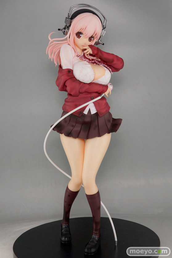 ドラゴントイのすーぱーそに子 濡れ透け撮影会　1/6 冬コーデver.の新作フィギュア彩色サンプル画像01