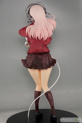 ドラゴントイのすーぱーそに子 濡れ透け撮影会　1/6 冬コーデver.の新作フィギュア彩色サンプル画像05