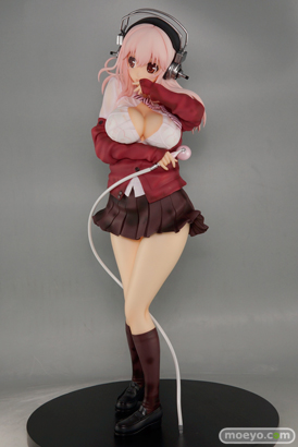 ドラゴントイのすーぱーそに子 濡れ透け撮影会　1/6 冬コーデver.の新作フィギュア彩色サンプル画像08