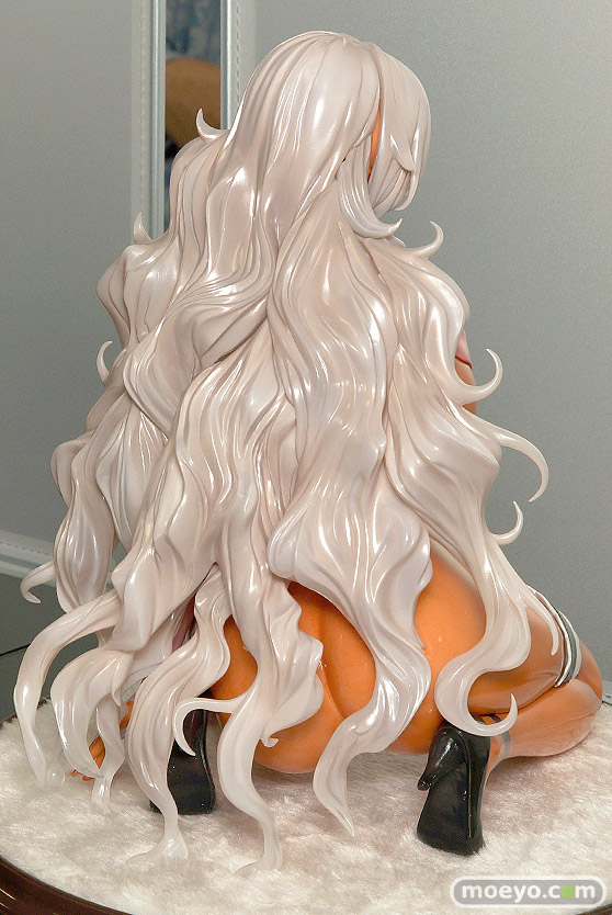 花畑と美少女のとなりの家のアネットさん（仮）の新作フィギュア彩色サンプル画像03